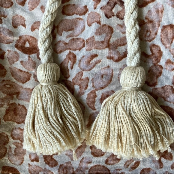 Anthropologie Ollari Boho Animal Print Pull On Tapered Realxed Summer Pants Sz M - Picture 12 of 16